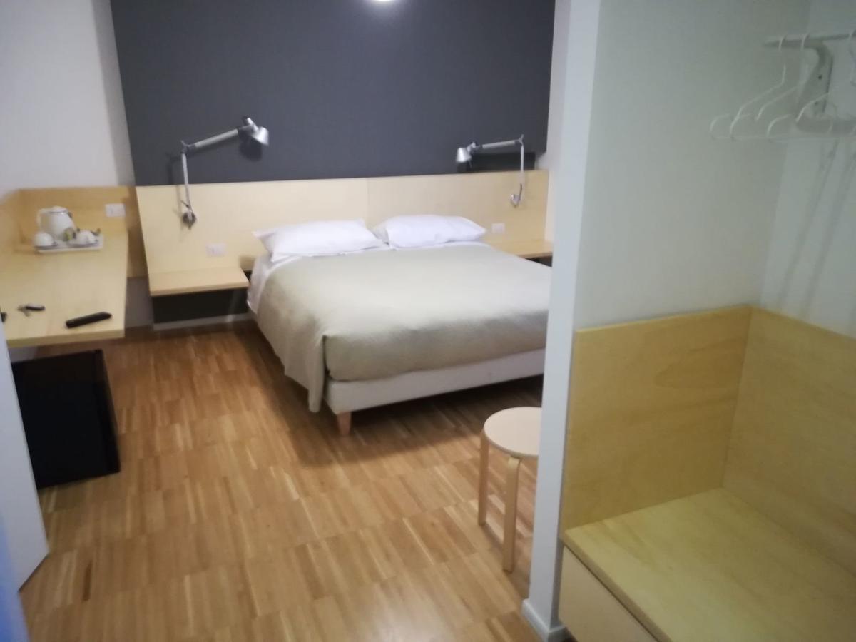 Bed and Breakfast Le Stanze Di Piazza Dei Martiri Neapol Zewnętrze zdjęcie