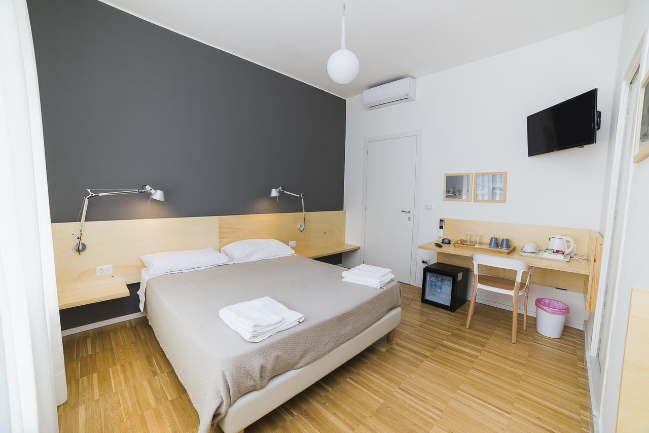 Bed and Breakfast Le Stanze Di Piazza Dei Martiri Neapol Zewnętrze zdjęcie
