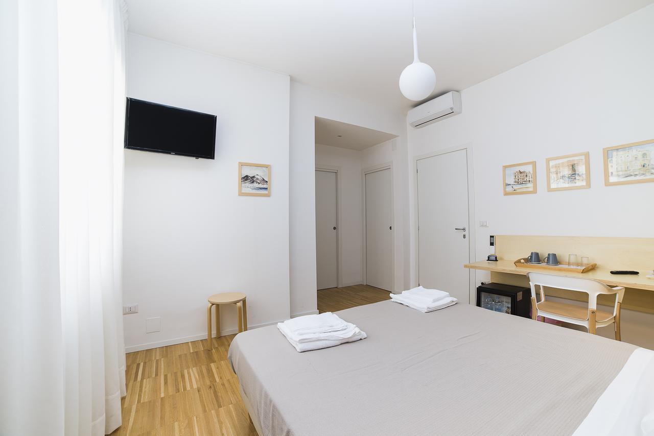 Bed and Breakfast Le Stanze Di Piazza Dei Martiri Neapol Zewnętrze zdjęcie