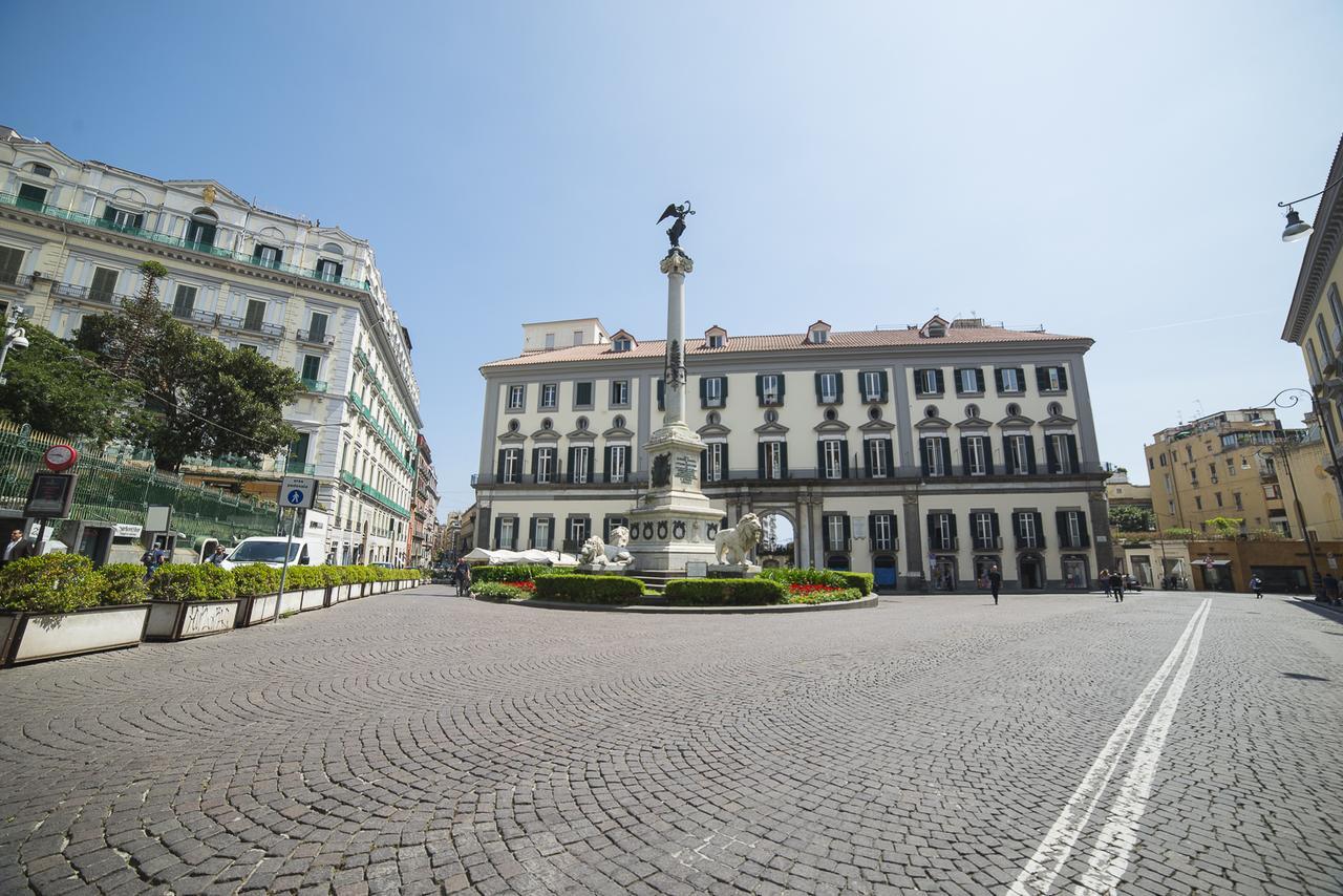 Bed and Breakfast Le Stanze Di Piazza Dei Martiri Neapol Zewnętrze zdjęcie