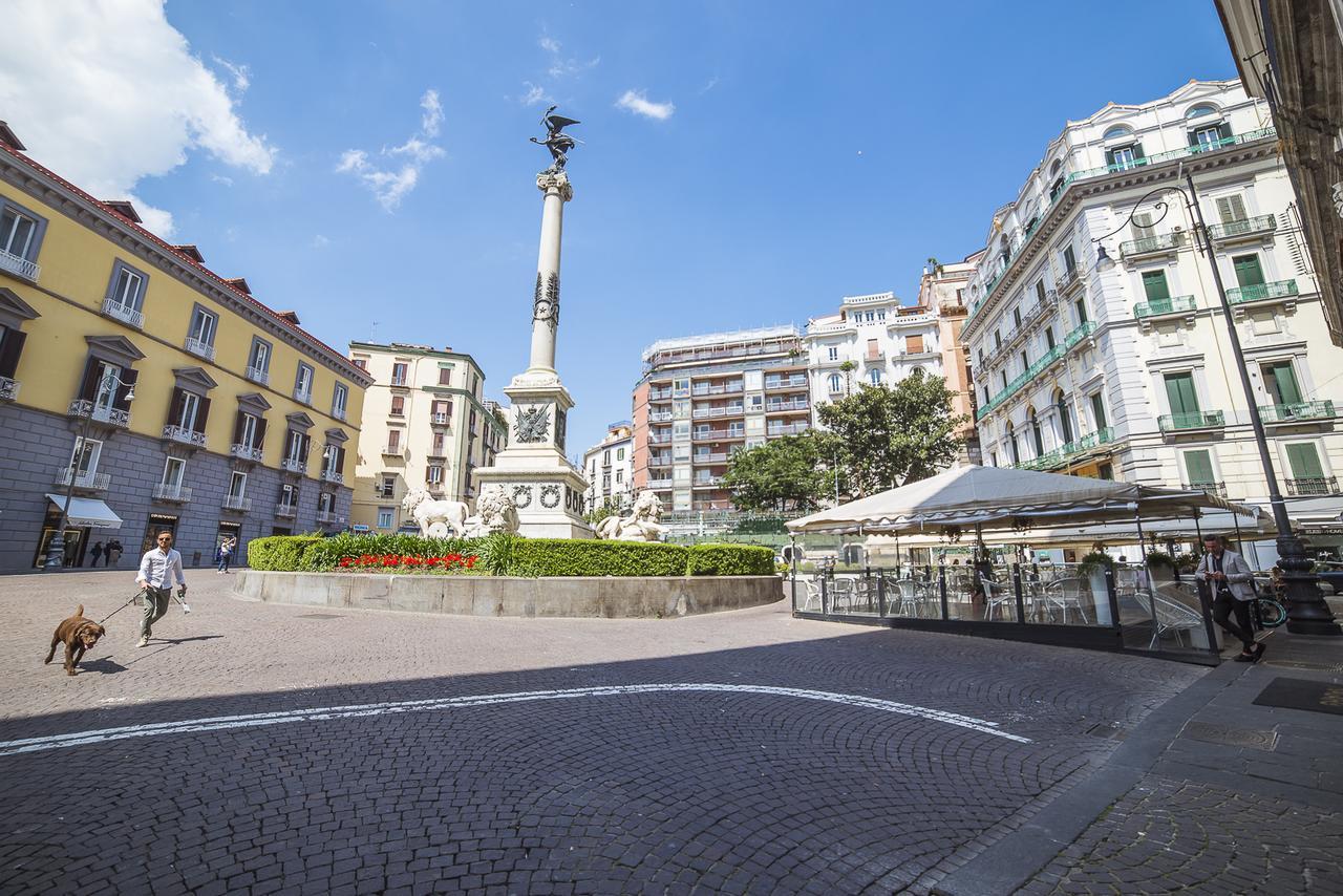 Bed and Breakfast Le Stanze Di Piazza Dei Martiri Neapol Zewnętrze zdjęcie